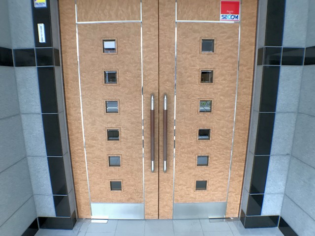 カインドステージ エントランス