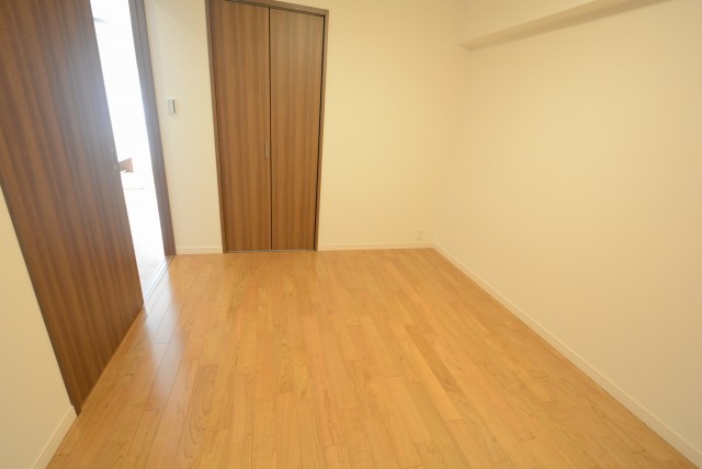 ファミール浜園 14 洋室６