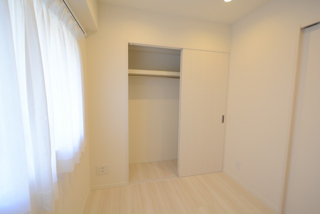 経堂ヒミコセラン 洋室１