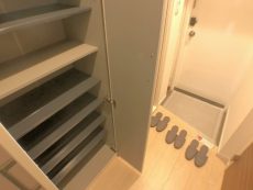 麻布霞町マンション 玄関