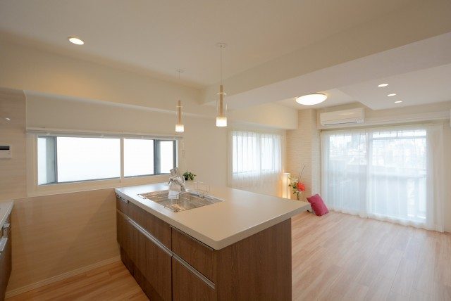 サンライズ上馬マンション バルコニー