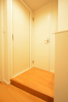 サンライズ上馬 廊下