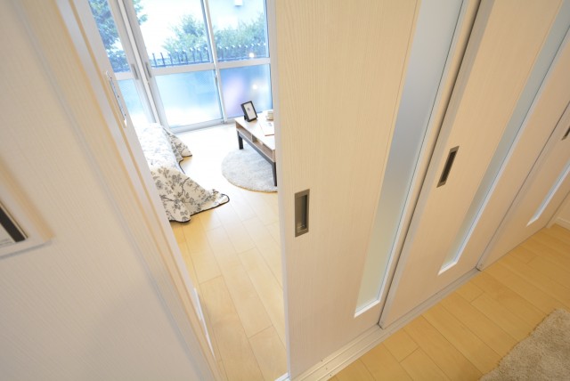 秀和椎名町レジデンス 洋室