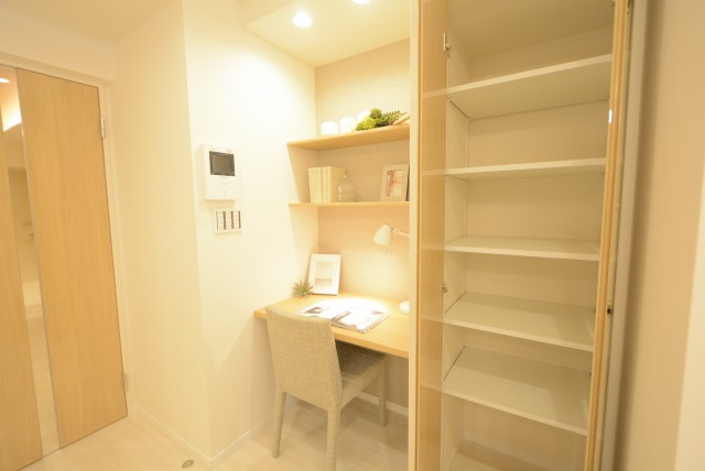 ライオンズガーデン幡ヶ谷 デスク