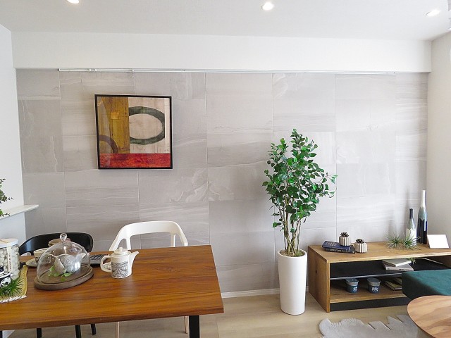 ライオンズガーデン幡ヶ谷　LDK約14.0帖