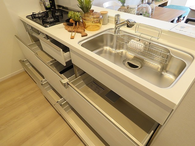 ライオンズガーデン幡ヶ谷　キッチン