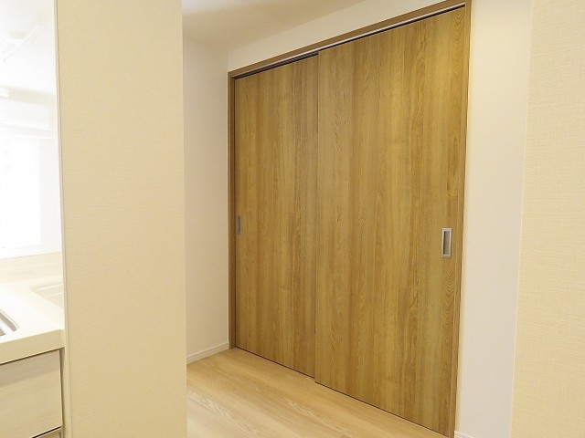 ライオンズガーデン幡ヶ谷　洋室約4.0帖