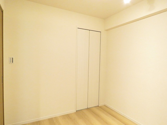 ライオンズガーデン幡ヶ谷　洋室約4.0帖