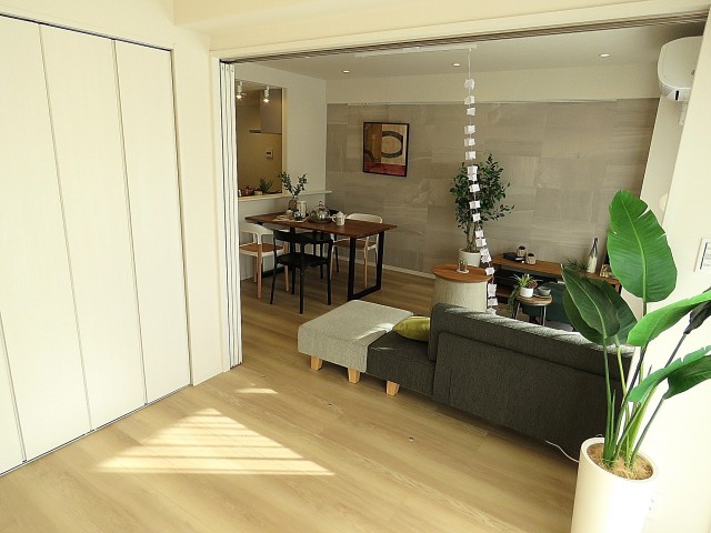 ライオンズガーデン幡ヶ谷　LDK+洋室