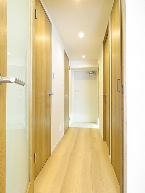 ライオンズガーデン幡ヶ谷　廊下
