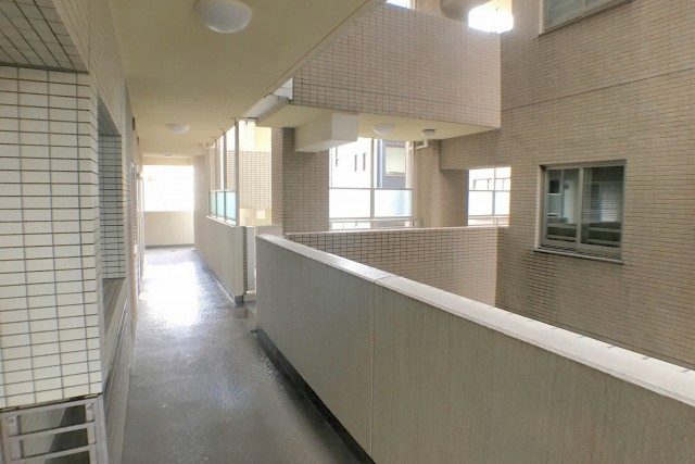 両国石原パ―クホームズ 外廊下