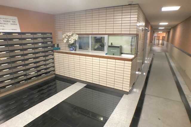 麻布霞町マンション エントランス
