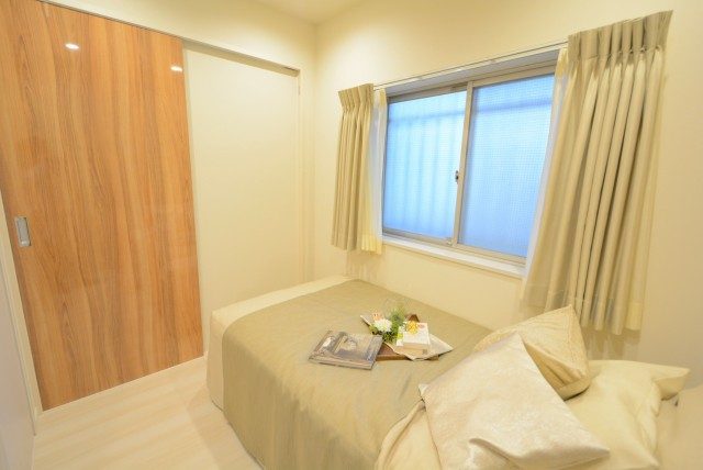 渋谷本町オリエントコートⅡ 洋室２