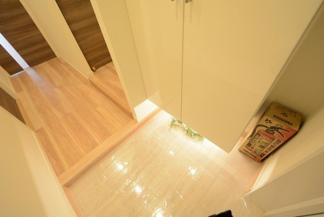 サンライズ上馬マンション 玄関