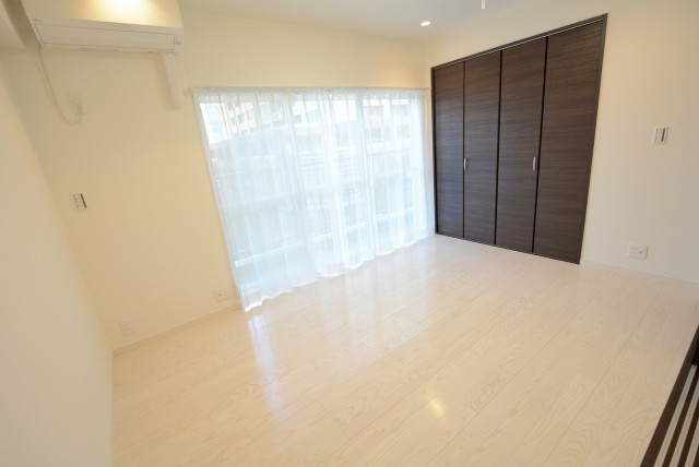 ピロティ五反田 洋室