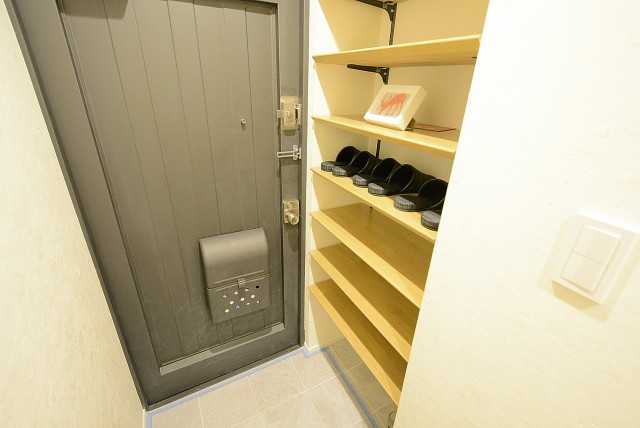 メゾンドール高田馬場 玄関
