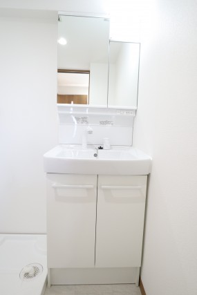 新大橋永谷マンション 洗面台