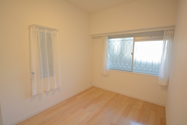 ファミール浜園 6 洋室１