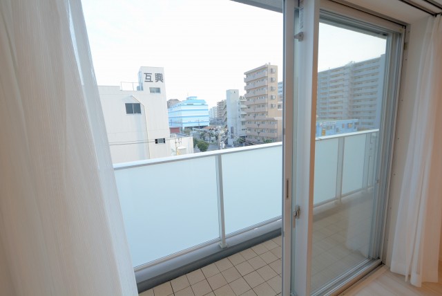 プレミストベイフォートスクエア豊洲 バルコニー