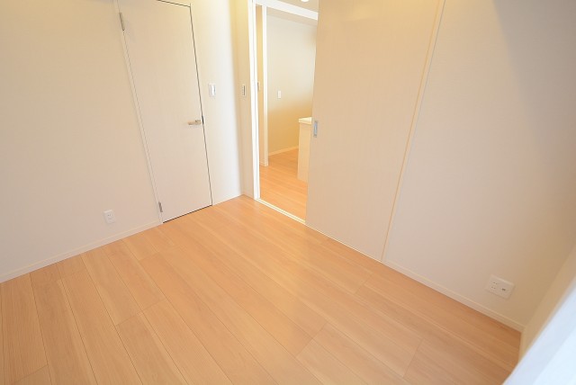 朝日クレス・パリオ西落合 洋室①