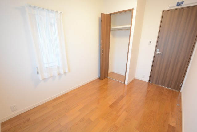 ファミール浜園 14 洋室2