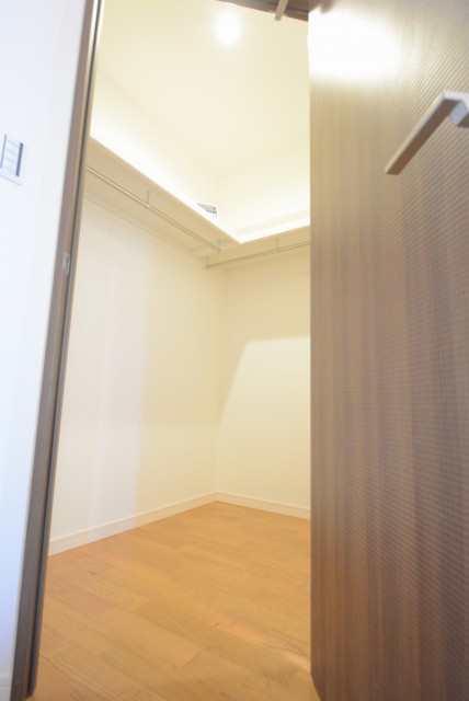 ファミール浜園 14 洋室１