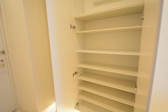 幡ヶ谷YMビル 玄関