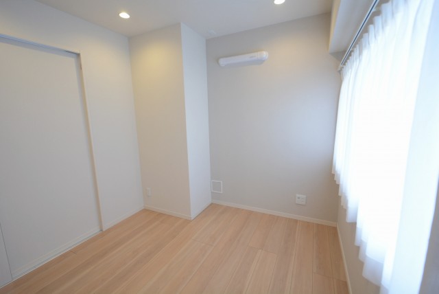 幡ヶ谷YMビル 洋室1