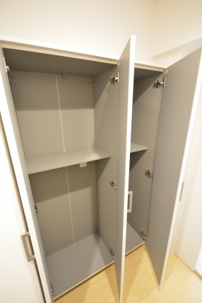 秀和椎名町レジデンス 玄関