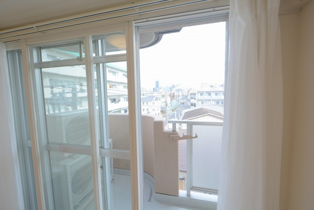 サンライズ上馬マンション バルコニー