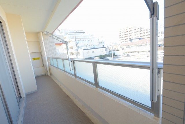 ミオカステーロ雪ヶ谷アルテパラッツォ バルコニー