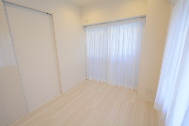 経堂ヒミコセラン 洋室２