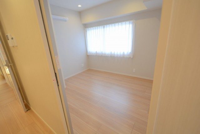 幡ヶ谷YMビル 洋室1