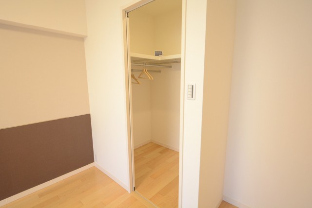 ファミール浜園 6 洋室２