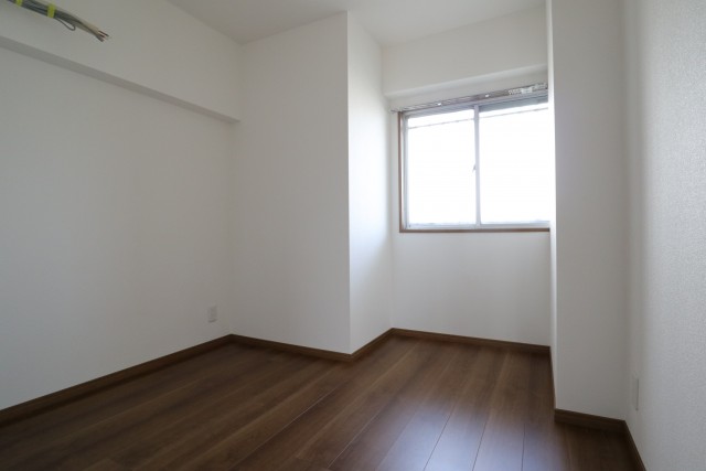 新大橋永谷マンション 洋室