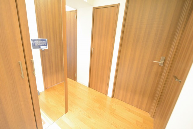 ファミール浜園 14 玄関