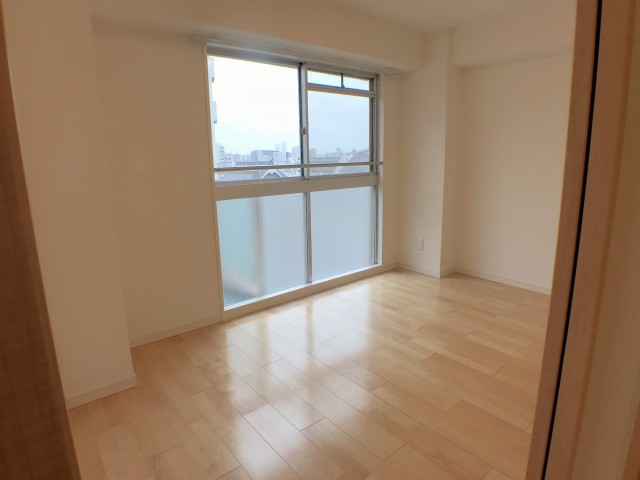 カーサ田原町 洋室②