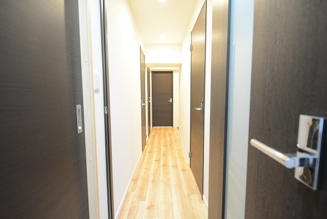 ファミール浜園 廊下