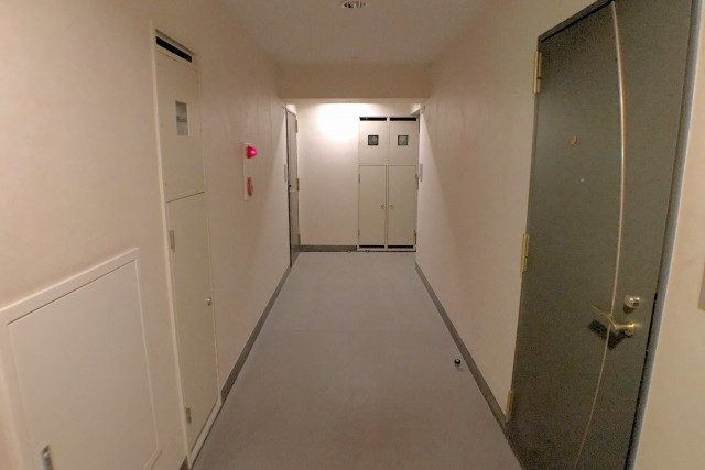 カインドステージ 内廊下