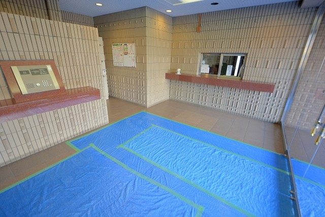 朝日クレス・パリオ西落合 エントランス