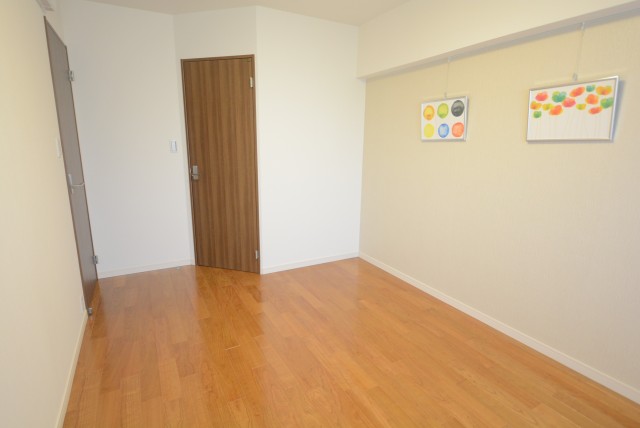 ファミール浜園 14 洋室１