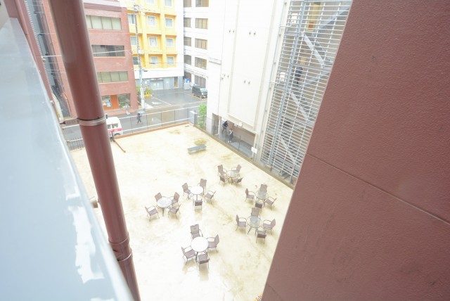 グランドメゾン新宿東 外廊下