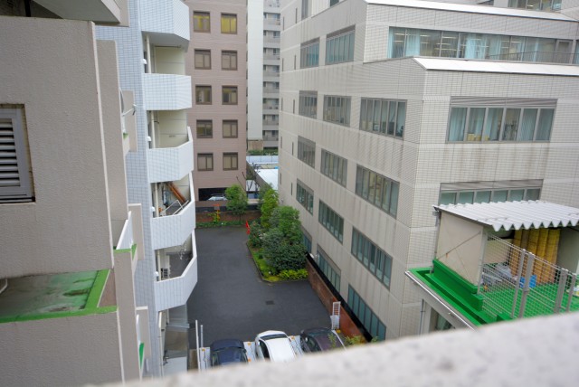 東急アルス本郷 バルコニー