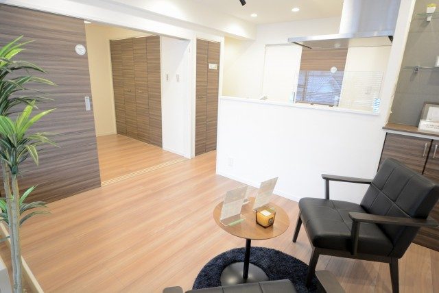 川口アパートメント LD