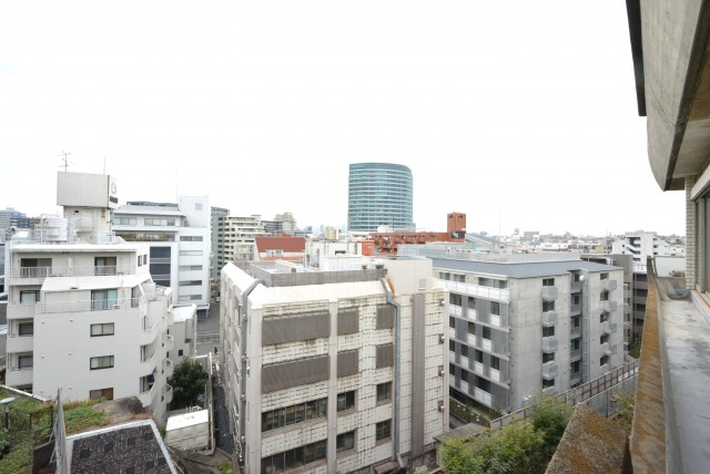 川口アパートメント バルコニー