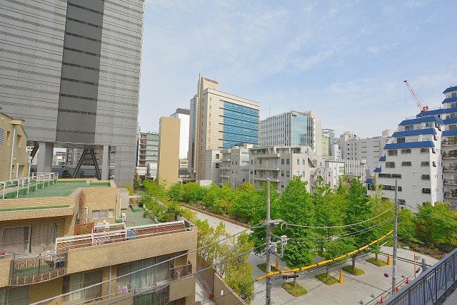 南平台マンション バルコニー