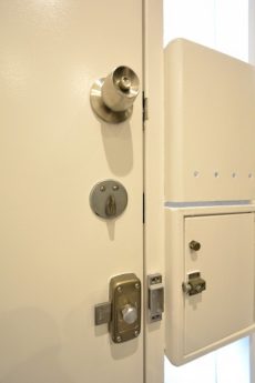 川口アパートメント 玄関