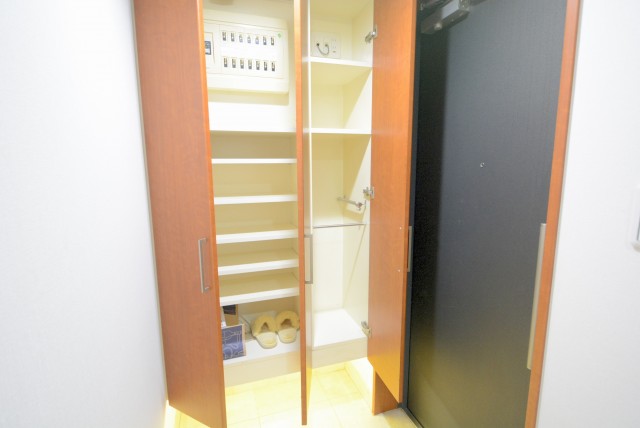 サンウッド新宿戸山フラッツ 玄関