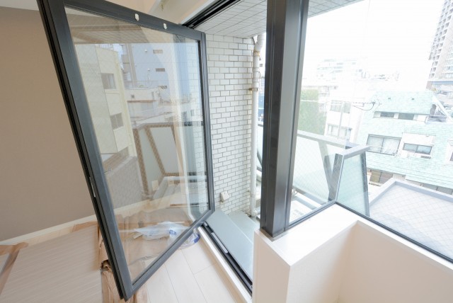 小日向サニーハイツ バルコニー