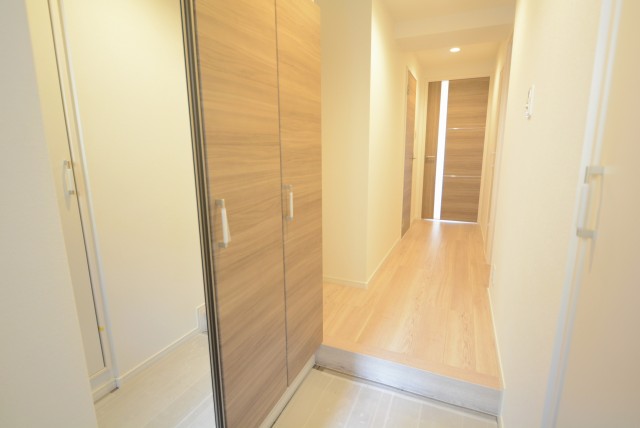 グランドメゾン新宿東 玄関